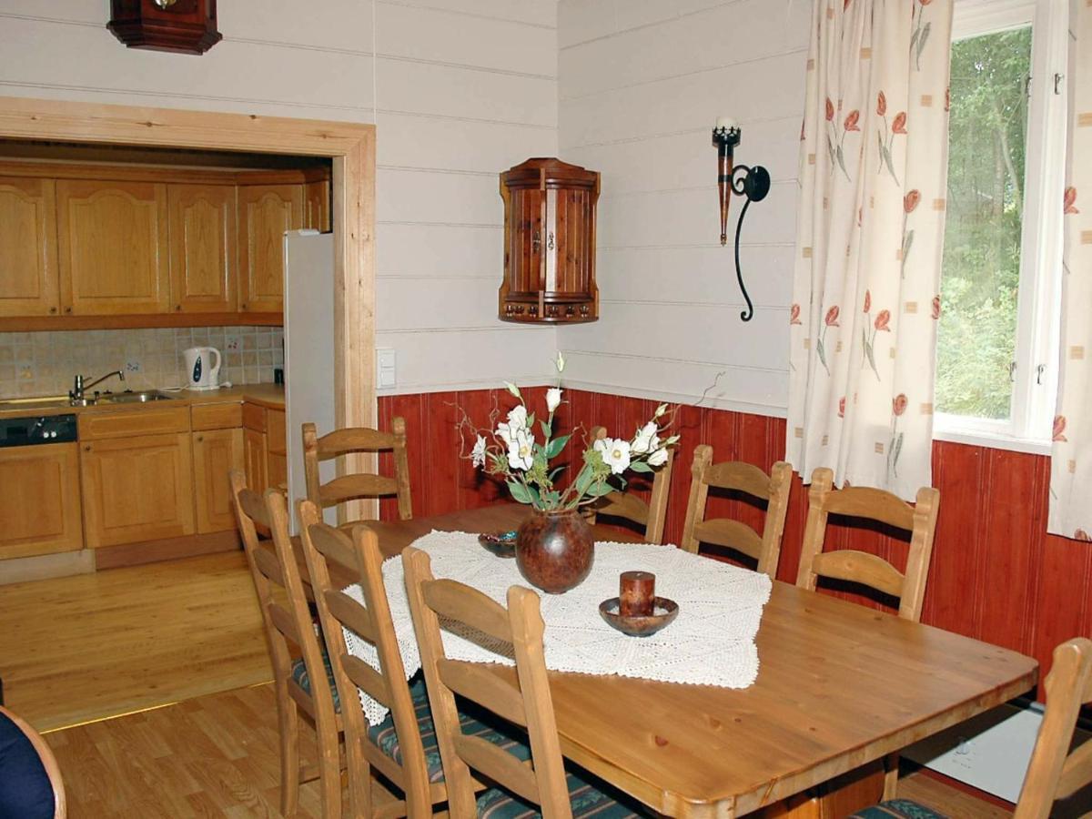 Three-Bedroom Holiday Home In Isfjorden Torvik Dış mekan fotoğraf