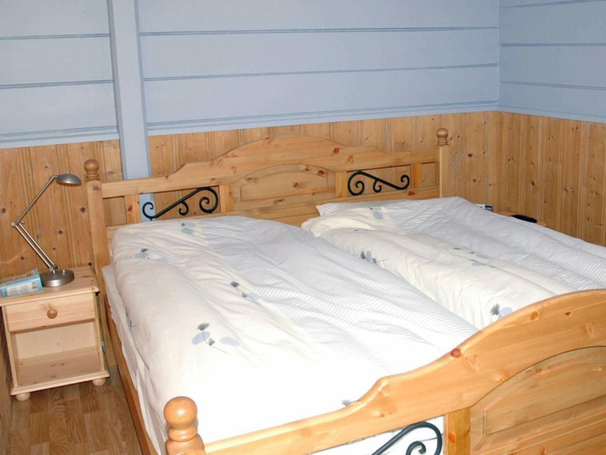 Three-Bedroom Holiday Home In Isfjorden Torvik Dış mekan fotoğraf