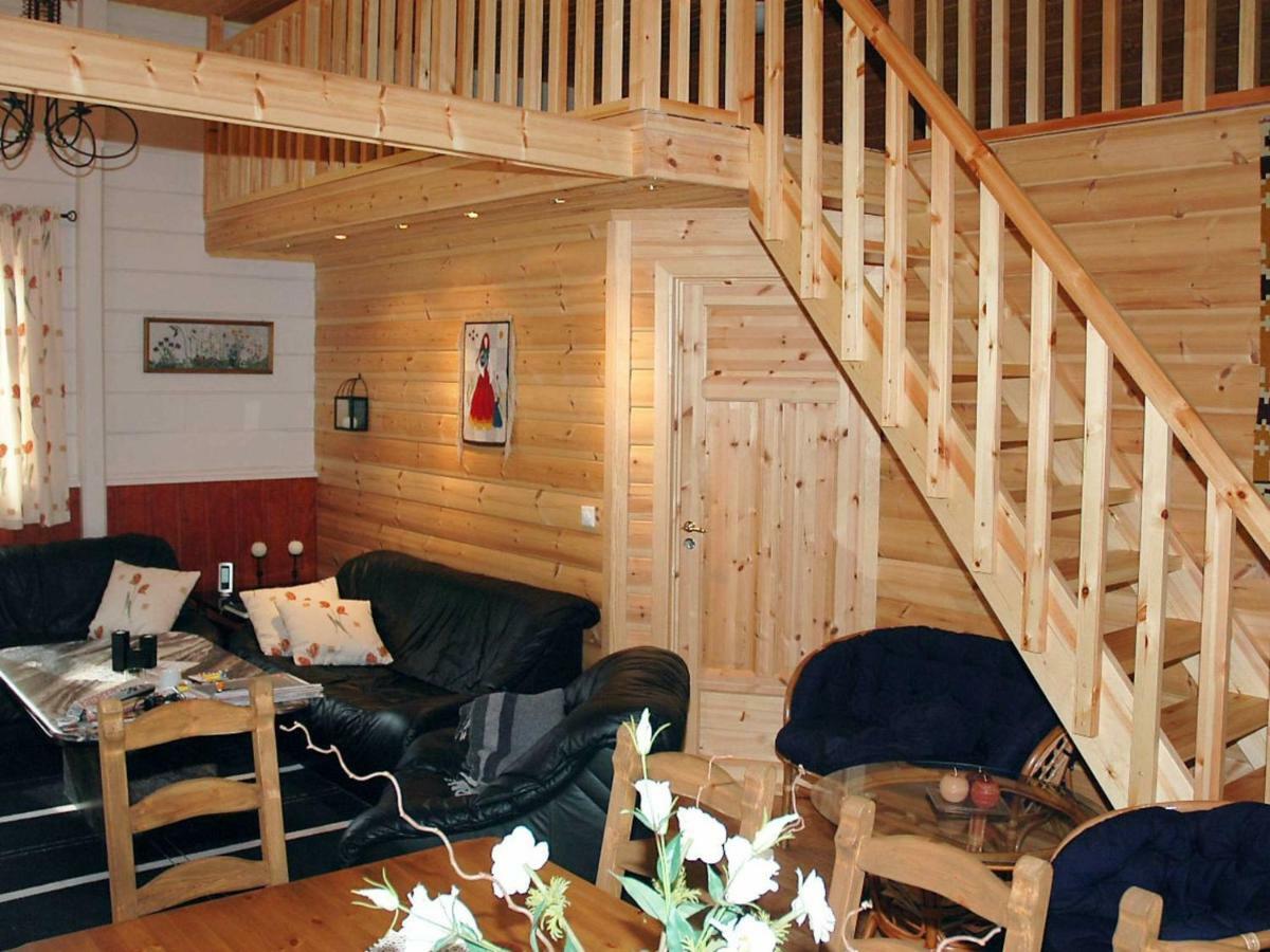 Three-Bedroom Holiday Home In Isfjorden Torvik Dış mekan fotoğraf